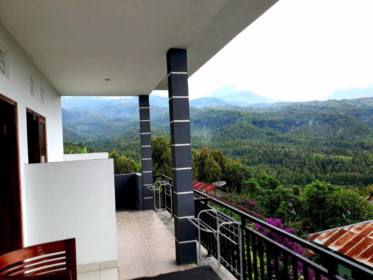 One Homestay And Warung มุนดุก ภายนอก รูปภาพ