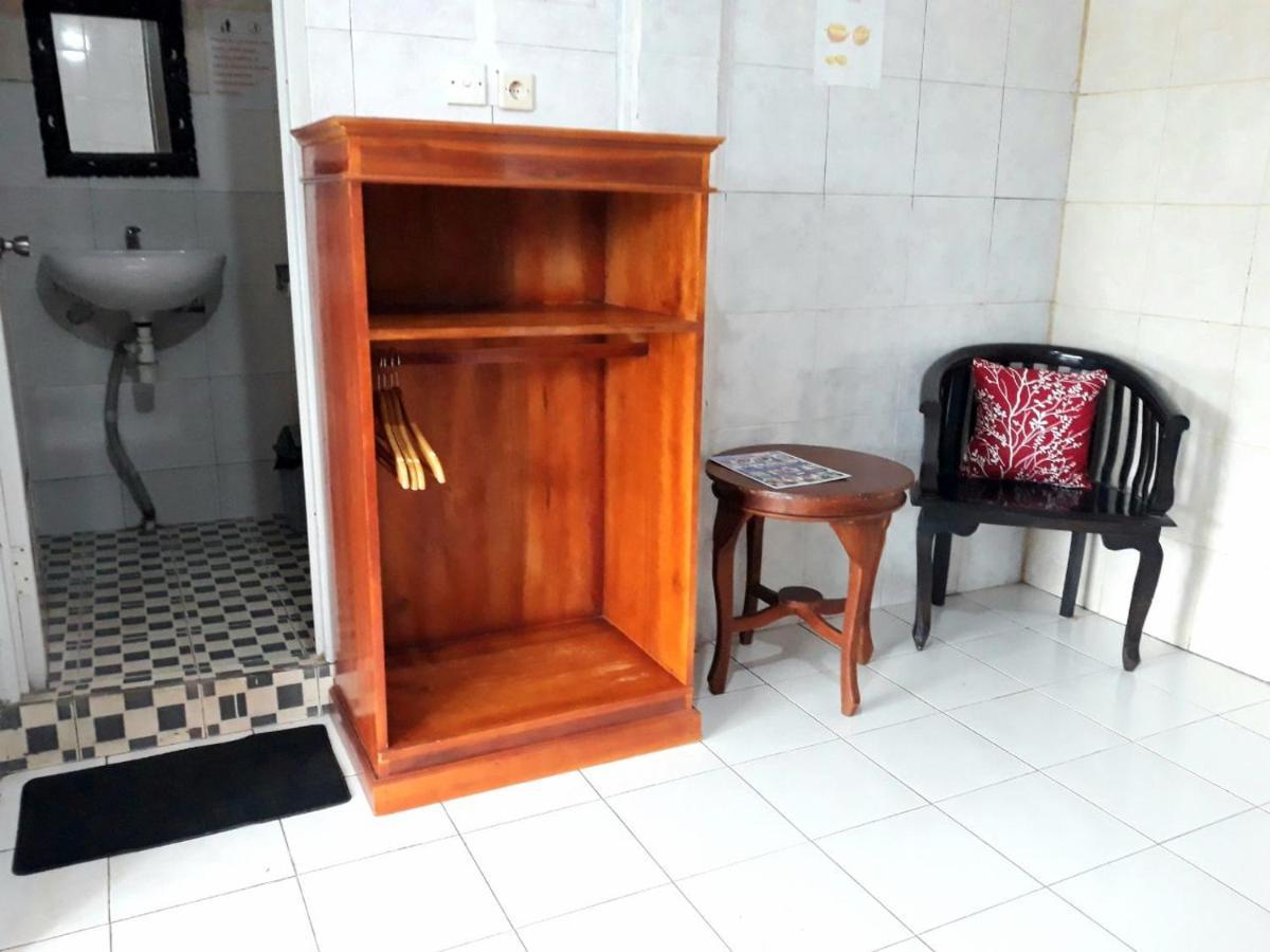 One Homestay And Warung มุนดุก ภายนอก รูปภาพ