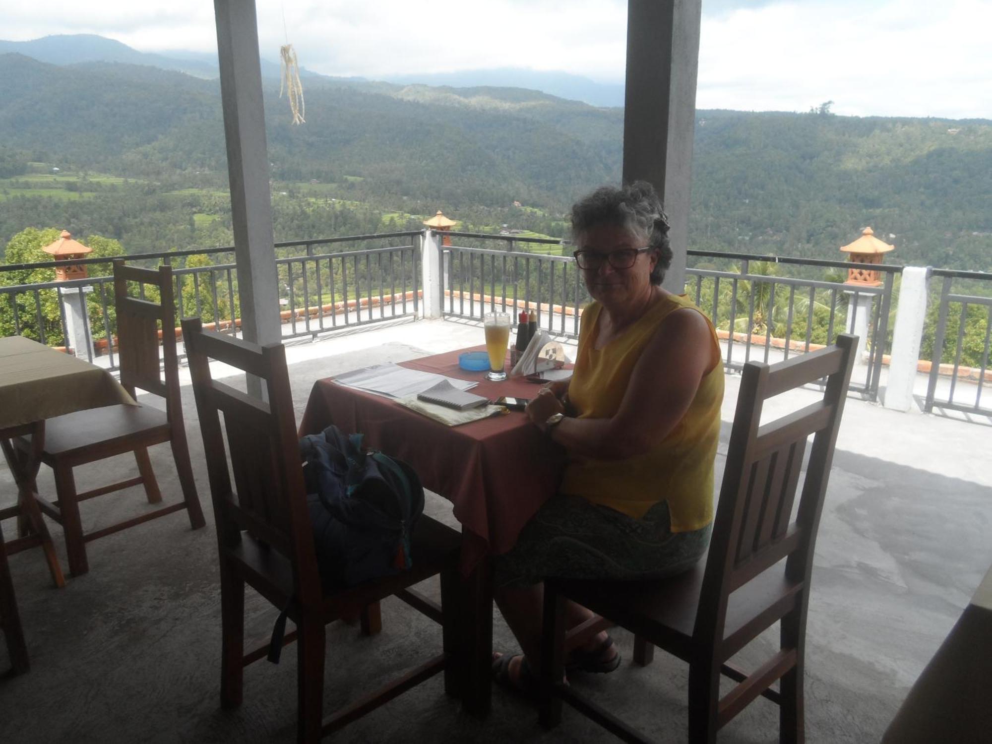 One Homestay And Warung มุนดุก ภายนอก รูปภาพ