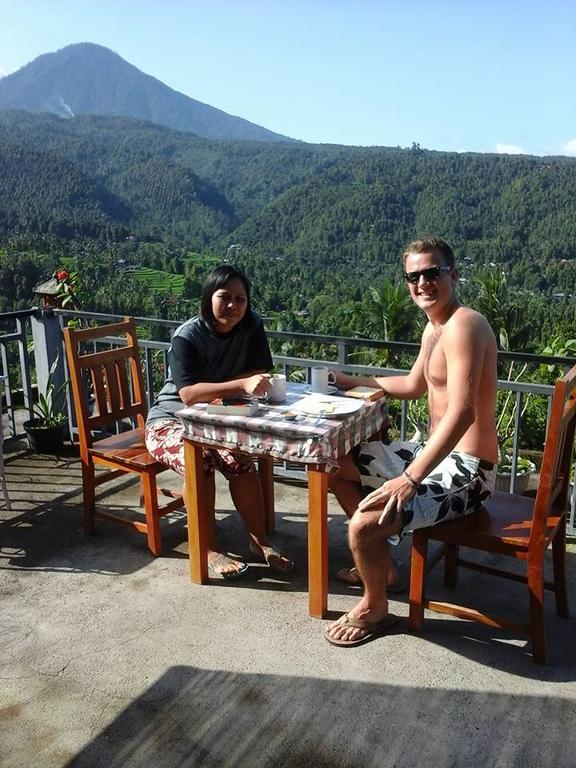 One Homestay And Warung มุนดุก ภายนอก รูปภาพ