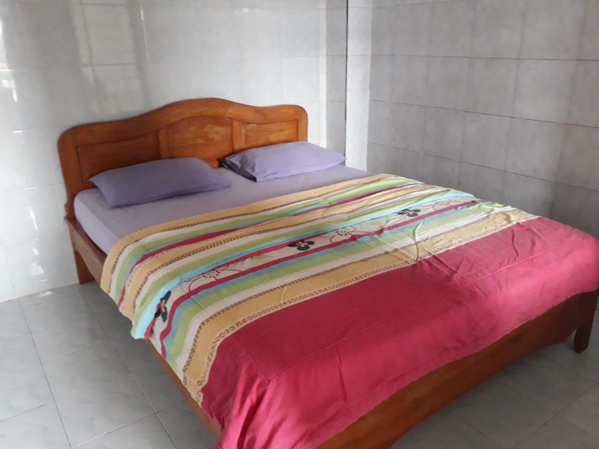 One Homestay And Warung มุนดุก ภายนอก รูปภาพ