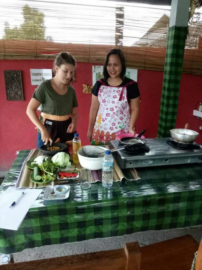 One Homestay And Warung มุนดุก ภายนอก รูปภาพ