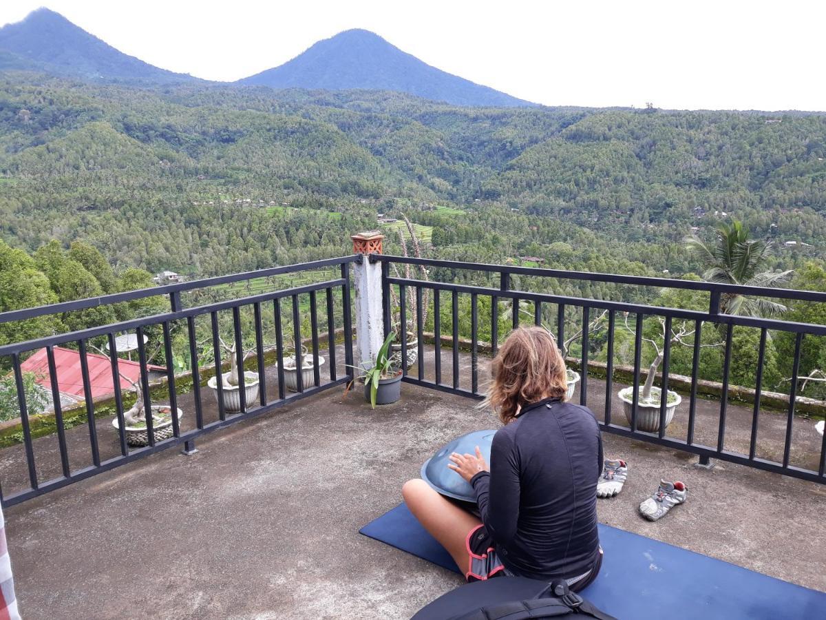 One Homestay And Warung มุนดุก ภายนอก รูปภาพ