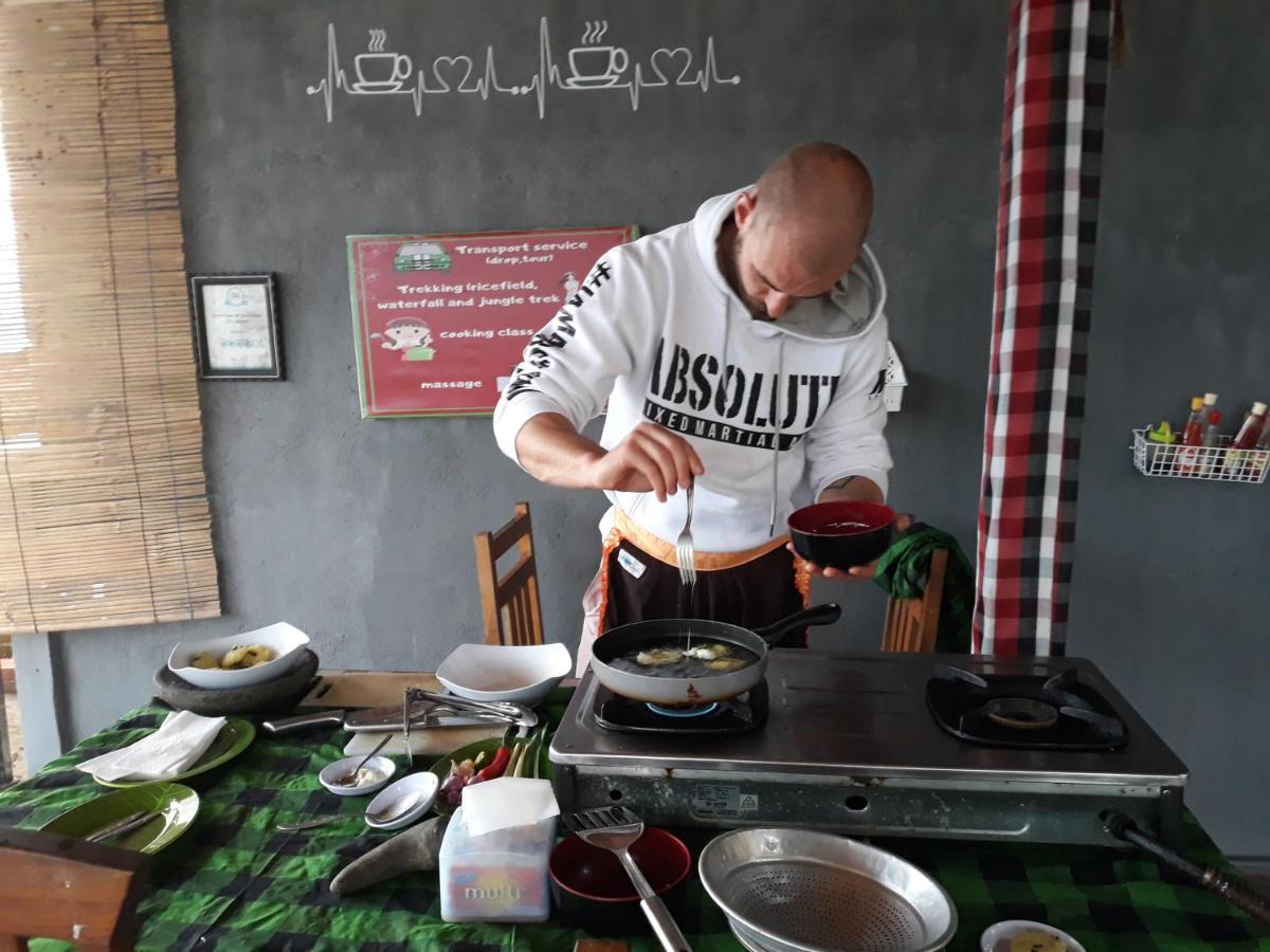 One Homestay And Warung มุนดุก ภายนอก รูปภาพ